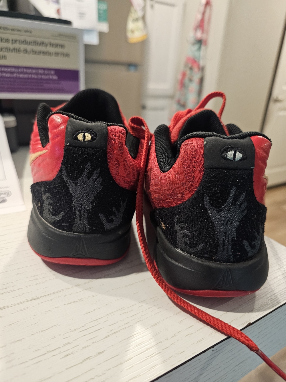 ​Nike Ja 1 Halloween Zombie Red Black Gold Sneakers Kids Sz 1Y